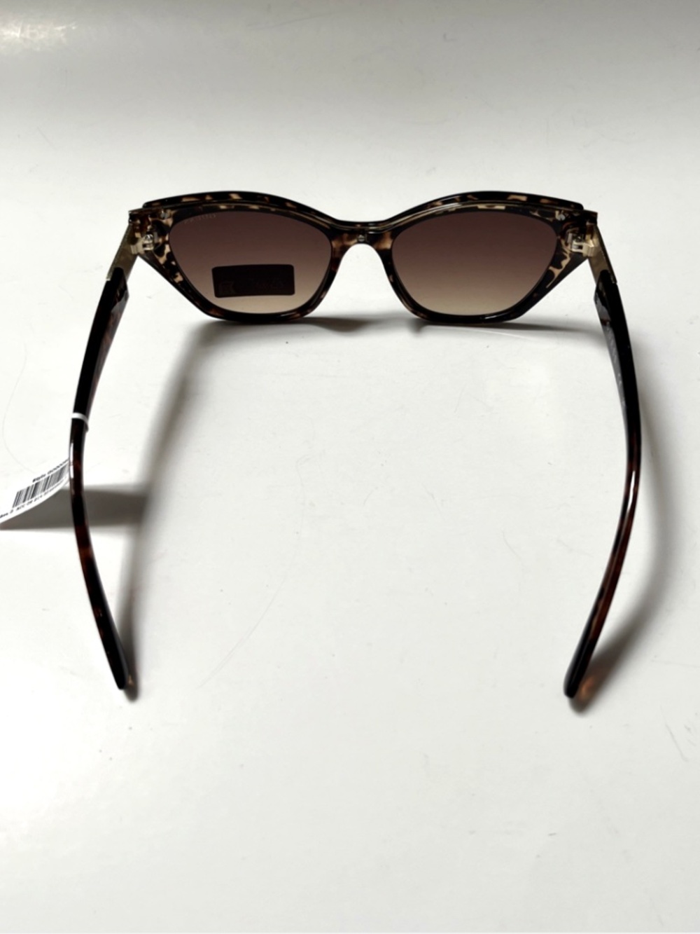 New GUESS Cat Eye Sunglasses GO00090 Acetate Tortoise Shell Logo Gold Detail - Picture 3 of 7